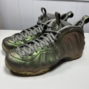 Size 10W/8.5M - Nike Air Foamposite One Shine Iridescent